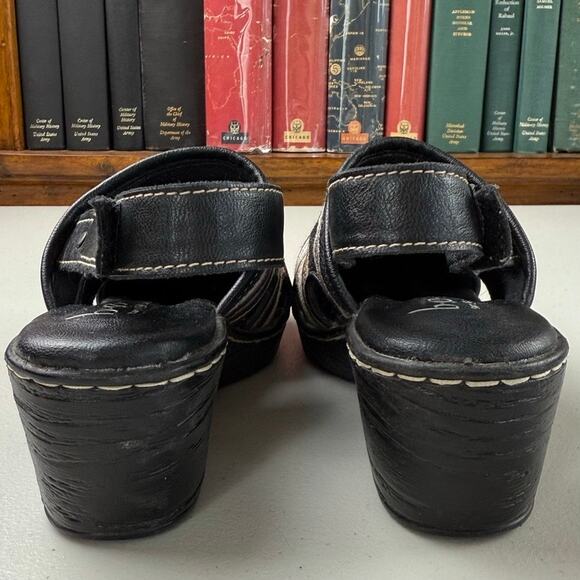 Born b.o.c. Canvas Striped Sling Back Comfort Clog Sz 6 - Picture 6 of 7